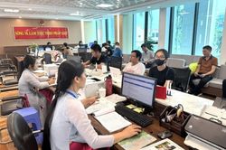 Từ cuộc sắp xếp bộ m&aacute;y đến thay đổi phương thức quản trị