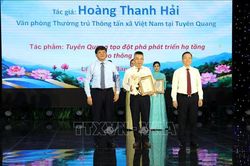 B&aacute;o ch&iacute; b&aacute;m s&aacute;t thực tiễn, phản &aacute;nh kịp thời hoạt động của đời sống - x&atilde; hội