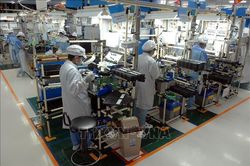 Nghị quyết 10-NQ/TW: Động lực mới cho doanh nghiệp tham gia chuỗi gi&aacute; trị to&agrave;n cầu