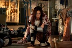 Bầy Xác Sống chiếm lĩnh ngôi vương phòng vé của Ma Xó