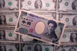 Đồng USD giữ đỉnh hơn hai tháng, đồng yên tiếp tục chịu áp lực
