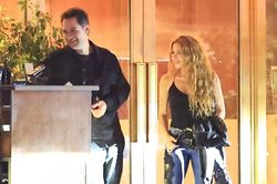 Shakira vướng tin hẹn h&ograve; t&agrave;i tử 'The Lincoln Lawyer'