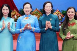 Infographic: Chủ tịch v&agrave; c&aacute;c Ph&oacute; Chủ tịch Hội Li&ecirc;n hiệp Phụ nữ Việt Nam kh&oacute;a XIV