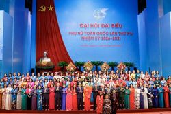 Những h&igrave;nh ảnh đẹp của phi&ecirc;n trọng thể Đại hội đại biểu Phụ nữ to&agrave;n quốc lần thứ XIV