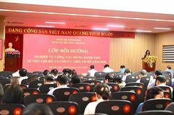 Đảng ủy Bộ C&ocirc;ng Thương tổ chức bồi dưỡng nghiệp vụ c&ocirc;ng t&aacute;c Đảng cho b&iacute; thư chi bộ, cấp ủy vi&ecirc;n cơ sở