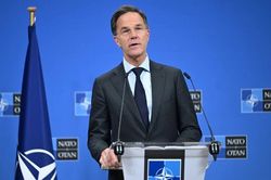 NATO cần ph&aacute;t triển giải ph&aacute;p chi ph&iacute; thấp đối ph&oacute; với UAV