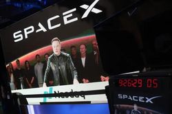 Tesla và SpaceX sáp nhập: Giấc mơ tích hợp dọc hay 'thảm họa tài chính' của Elon Musk?