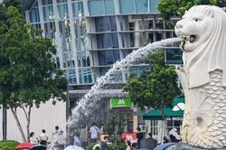 Dịch vụ t&agrave;i ch&iacute;nh to&agrave;n cầu đang 'hướng Đ&ocirc;ng'
