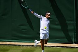 Lorenzo Musetti rút lui khỏi Wimbledon 2026: Tổn thất lớn cho quần vợt hào hoa