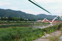 Vì sao đoạn tuyến bờ kè sông Hồng chưa có lan can?