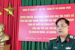 Đo&agrave;n KTQP 726 tuy&ecirc;n truyền, vận động Nh&acirc;n d&acirc;n x&atilde; bi&ecirc;n giới Quảng Trực