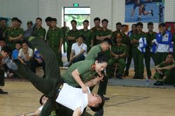 Sôi nổi tranh tài các nội dung chiến thuật, bài quyền tại Hội thao Công an nhân dân khu vực III