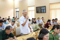 Đại biểu HĐND tỉnh tiếp x&uacute;c cử tri x&atilde; Tam N&ocirc;ng