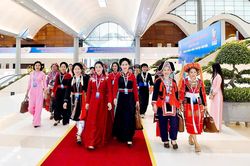 Đo&agrave;n đại biểu tỉnh Tuy&ecirc;n Quang dự phi&ecirc;n trọng thể Đại hội đại biểu Phụ nữ to&agrave;n quốc lần thứ XIV