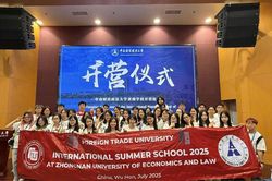 Cử nhân Luật Dân sự và Tố tụng dân sự FTU: Học luật để chinh phục nghề luật trong kỷ nguyên số