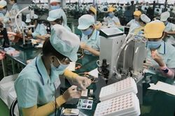'Làn sóng' FDI tăng tốc, nhưng giá trị thực giữ lại còn hạn chế
