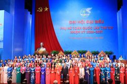Phụ nữ Việt Nam phát huy bản lĩnh, trí tuệ, góp phần phát triển đất nước