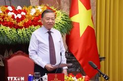 B&aacute;o ch&iacute; C&aacute;ch mạng Việt Nam trong thời đại số