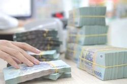 Bội thu ng&acirc;n s&aacute;ch lớn, &aacute;p lực thanh khoản ng&acirc;n h&agrave;ng gia tăng