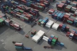 Trình Chính phủ dự án Bộ luật Hàng hải và Đường thủy