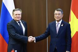 Vai tr&ograve; then chốt của Việt Nam đưa Nga x&iacute;ch lại gần ASEAN