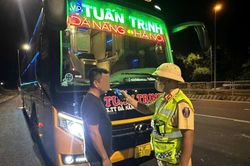 Đà Nẵng: Xử lý nhiều tài xế ngang nhiên chở hành khách khi trong người có nồng độ cồn