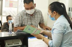 Nghỉ hưu sau 15 năm đ&oacute;ng BHXH kh&ocirc;ng chỉ c&oacute; lương hưu m&agrave; c&ograve;n nhiều quyền lợi kh&aacute;c