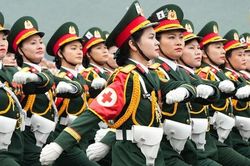Chi tiết bảng lương sĩ quan v&agrave; phụ cấp chức vụ l&atilde;nh đạo qu&acirc;n đội theo mức lương cơ sở 2,53 triệu đồng