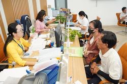 Bộ Nội vụ dồn lực ho&agrave;n thiện thể chế, cải c&aacute;ch tiền lương v&agrave; n&acirc;ng cao chất lượng c&aacute;n bộ cơ sở
