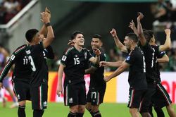 Mexico vượt qua Hàn Quốc, giành vị trí nhất bảng A