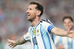 Messi làm áo đấu Argentina 'cháy hàng' ở Trung Quốc