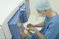 Bệnh viện Mắt TP.HCM quá tải với 6.000 lượt khám, 700 ca mổ mỗi ngày