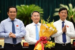 T&acirc;n Gi&aacute;m đốc Sở GD&ĐT TP.HCM l&agrave; ph&oacute; gi&aacute;o sư Kinh tế