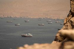 Iran lại phong tỏa eo biển Hormuz
