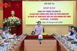 [Video] Bộ Nội vụ trả lời về đề xuất thêm 2 ngày nghỉ lễ Quốc khánh 2/9