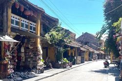 Nắng nóng tiếp diễn ở đồng bằng Bắc Bộ và Trung Bộ, có nơi trên 38 độ C