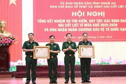 Đội Quy tập Bộ Chỉ huy Quân sự tỉnh Nghệ An đón nhận Huân chương Bảo vệ Tổ quốc hạng Ba