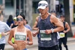 Con gái lớn của Sean Jinusean 'gây sốt' ở giải chạy từ thiện