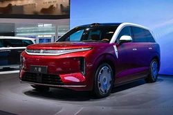 [GALLERY] BYD Datang từ 839 triệu đồng - chạy 950 km, sạc nhanh như chớp