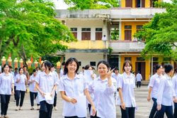 Ninh B&igrave;nh tập trung khắc phục t&igrave;nh trạng thiếu gi&aacute;o vi&ecirc;n, nh&acirc;n vi&ecirc;n trường học