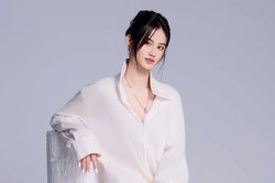 Nhan sắc thăng hạng của Hoa hậu &Yacute; Nhi sau 3 năm đăng quang