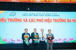 Trường Đại học Ki&ecirc;n Giang ra mắt Ban Gi&aacute;m hiệu nhiệm kỳ mới