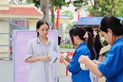 Bộ GD&ĐT c&ocirc;ng bố đ&aacute;p &aacute;n c&aacute;c m&ocirc;n thi tốt nghiệp THPT năm 2026