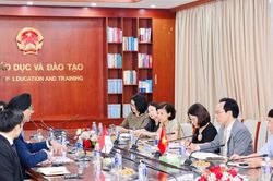 Tăng cường hợp t&aacute;c gi&aacute;o dục v&agrave; đ&agrave;o tạo Việt Nam - Singapore