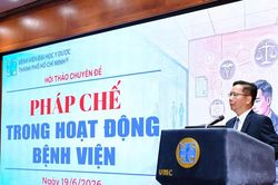 Bệnh viện Đại học Y Dược TPHCM tăng tốc chuyển đổi số từ quản trị đến x&eacute;t nghiệm