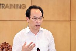 Bộ trưởng Bộ Giáo dục: Phải đầu tư trường lớp để giảm áp lực tuyển sinh vào lớp 10