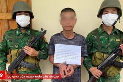 Bắt 2 đối tượng t&agrave;ng trữ tr&aacute;i ph&eacute;p ma t&uacute;y