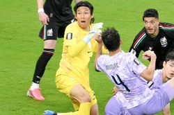 Video bóng đá Mexico vs Hàn Quốc: Sai lầm của thủ môn