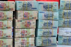 Thu ng&acirc;n s&aacute;ch hơn 1,4 triệu tỷ đồng, giải ng&acirc;n đầu tư c&ocirc;ng đạt 20,5% kế hoạch