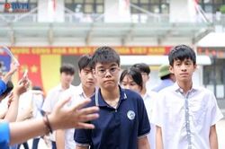 Hà Nội công bố điểm chuẩn trúng tuyển vào lớp 10 năm học 2026 - 2027